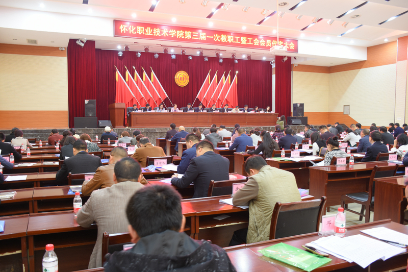 1522589497561033216.jpg 大会.jpg