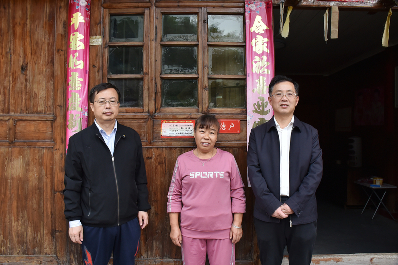 1635411290464056345.jpg DSC_9483.jpg