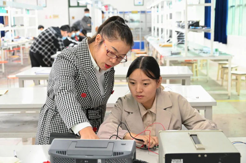 1665385298823099373.jpg 3孙娇梅、张丽梅2.jpg