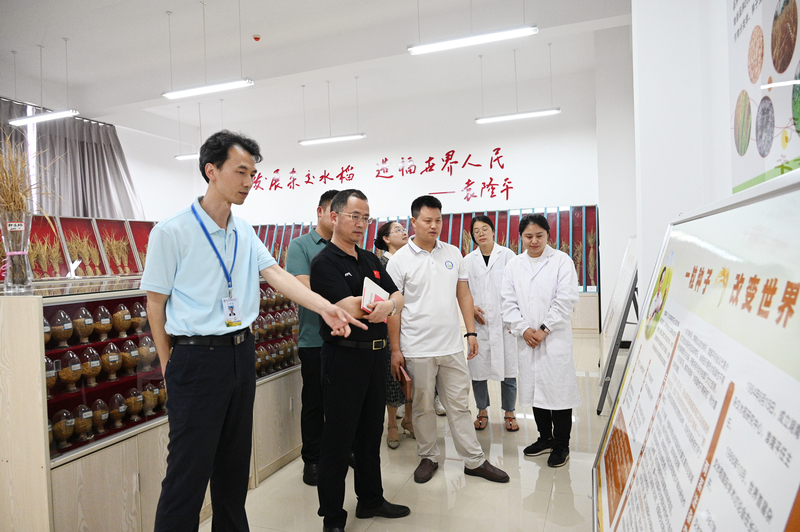 1688097644501022316.jpg 2d0f597e4017bb6993e28dadae610de.jpg